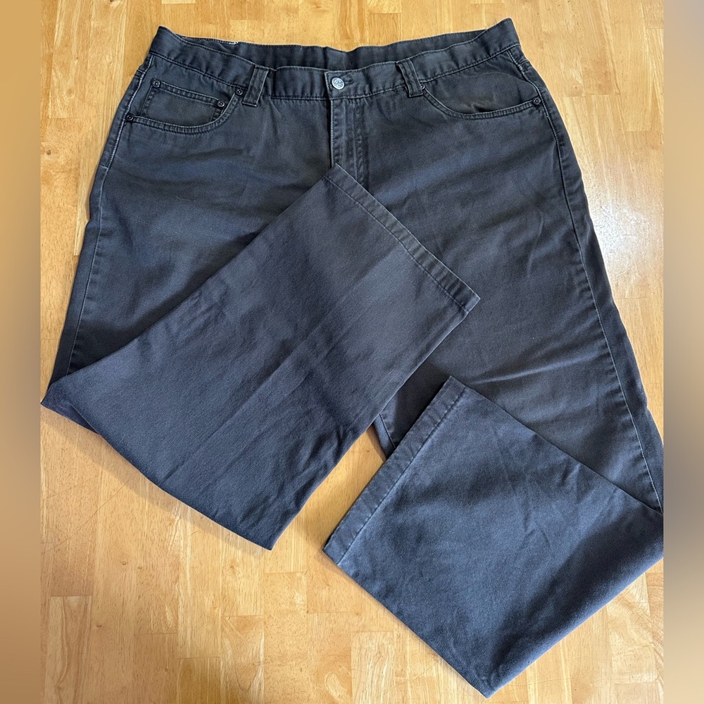 Vintage Woolrich Men's Faded Brown Jeans. Size 38. ❣️